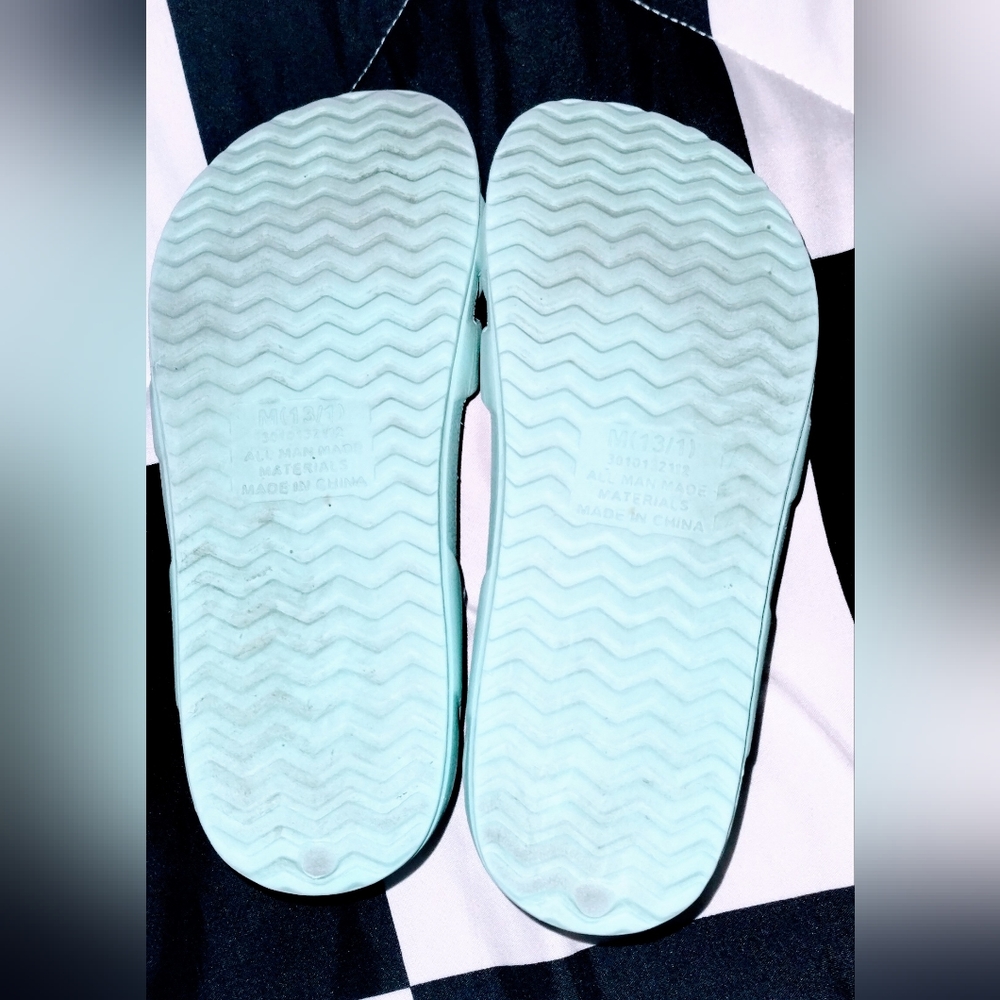 Girls Size 13 Sandals - Picture 5 of 7
